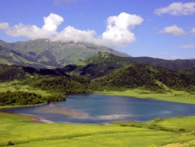 Мистические места Южной Осетии: «озеро-призрак» Эрцо