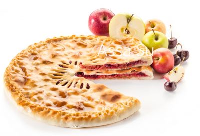 Осетинский пирог<br> с яблоком и вишней