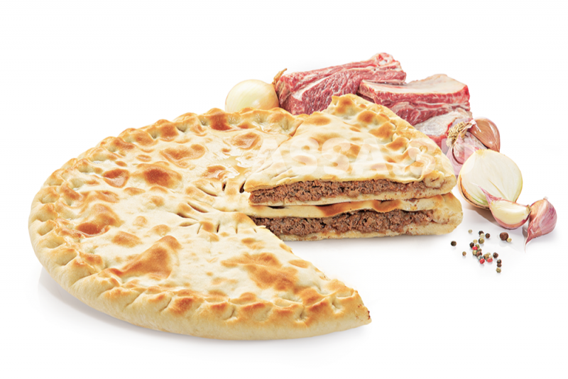 Традиционный осетинский пирог с мясом "Фыдджын"